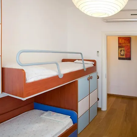 Lorenida Apartment *