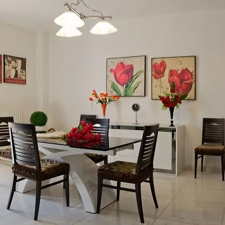 Lorenida Apartment *