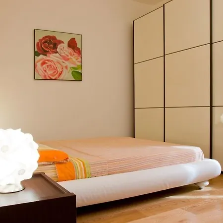 Apartment Lorenida *